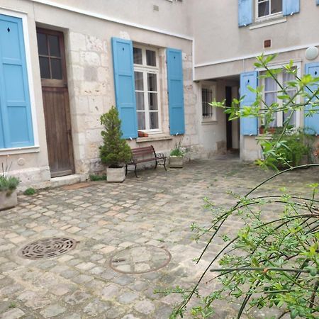 Ferienwohnung Le Gite De La Cathedrale Chartres Exterior foto